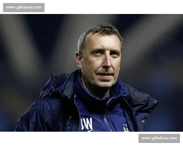 斯基拉：曼联询价道格拉斯・路易斯，尤文坚拒 5000 万回购条款