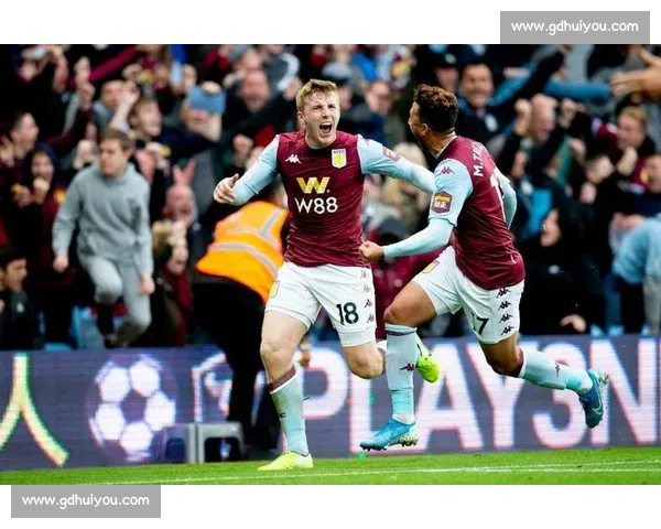 布莱顿 1100 万欧签 21 岁意大利中卫库博拉，五年长约锁定未来