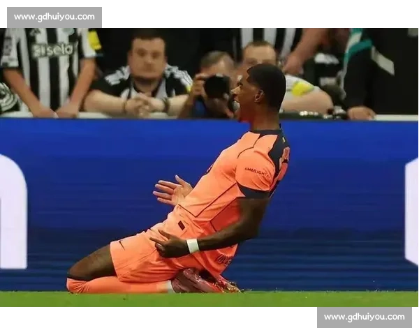 罗马诺确认！巴萨 2500 万欧签西班牙人门神，霍安 - 加西亚即将正式亮相